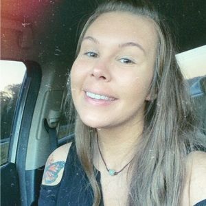 Meet your Posher, Valerie